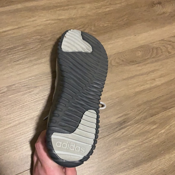 Adidas Kaptir Shoe Size 11 - Picture 6 of 7